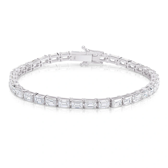 18K Emerald-Cut Lab-Grown Diamond Tennis Bracelet Development
